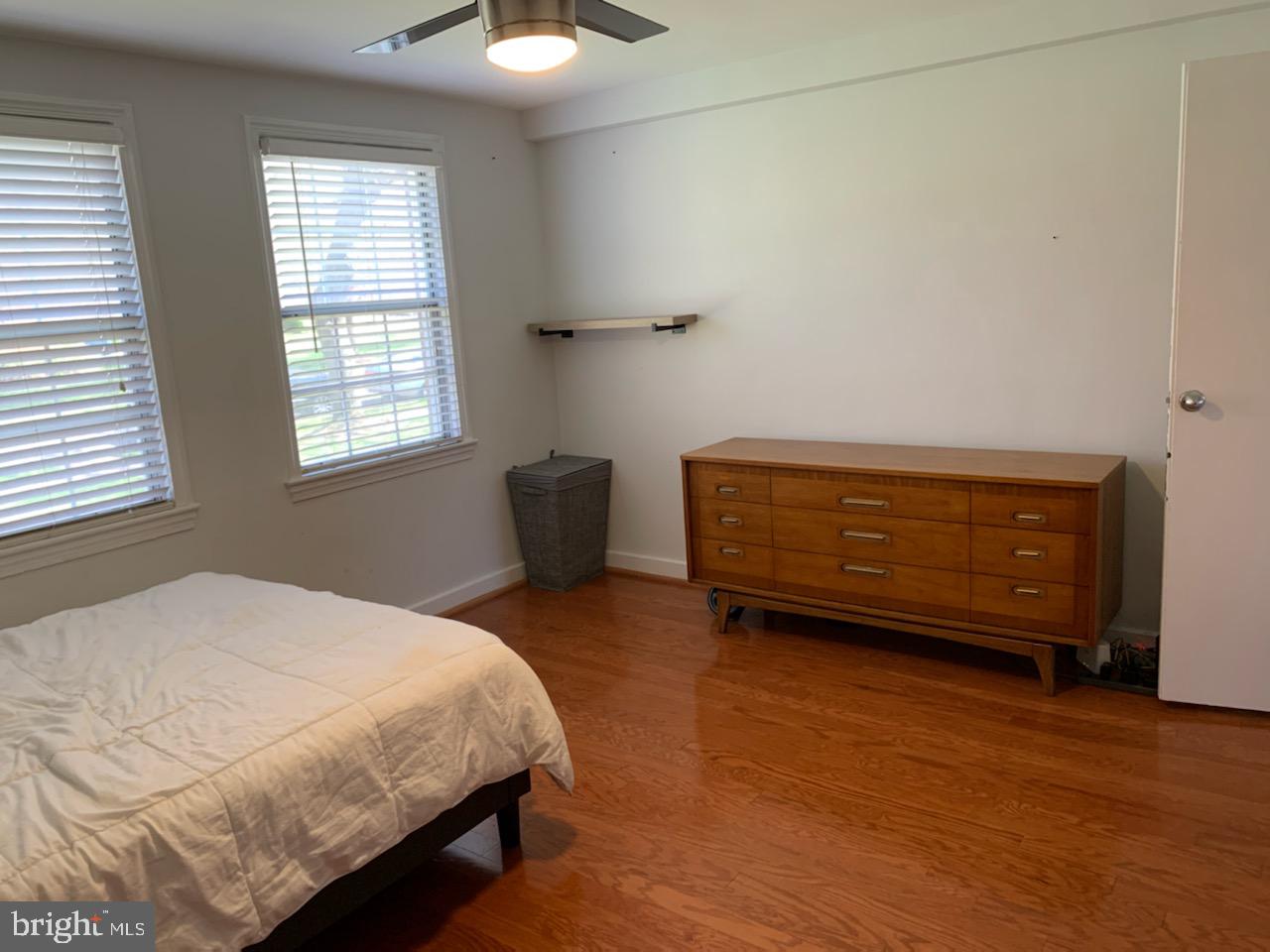 6612 10TH ST #A2, ALEXANDRIA, Virginia 22307, 2 Bedrooms Bedrooms, ,1 BathroomBathrooms,Residential,For sale,6612 10TH ST #A2,VAFX2262422 MLS # VAFX2262422