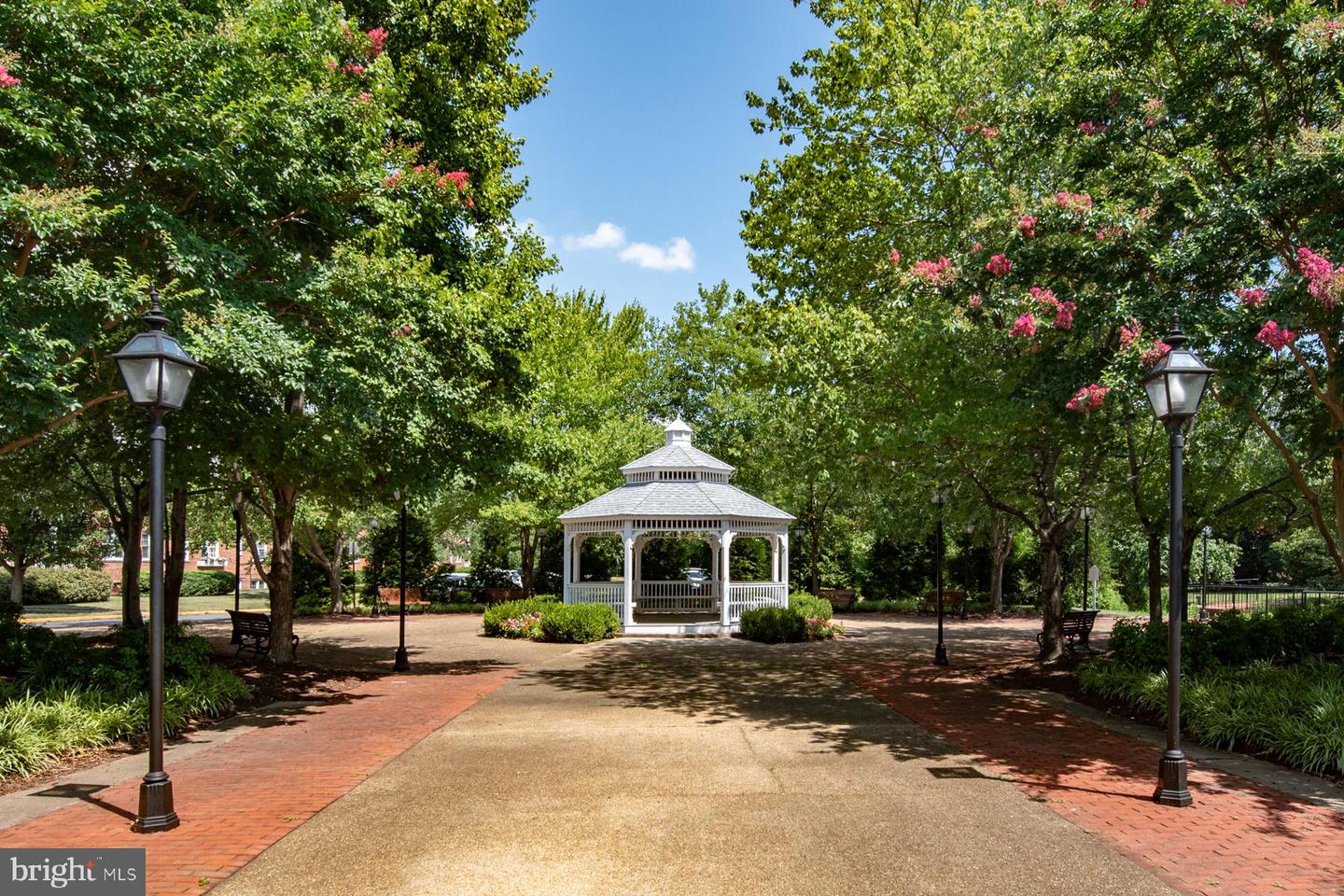 6612 10TH ST #A2, ALEXANDRIA, Virginia 22307, 2 Bedrooms Bedrooms, ,1 BathroomBathrooms,Residential,For sale,6612 10TH ST #A2,VAFX2262422 MLS # VAFX2262422