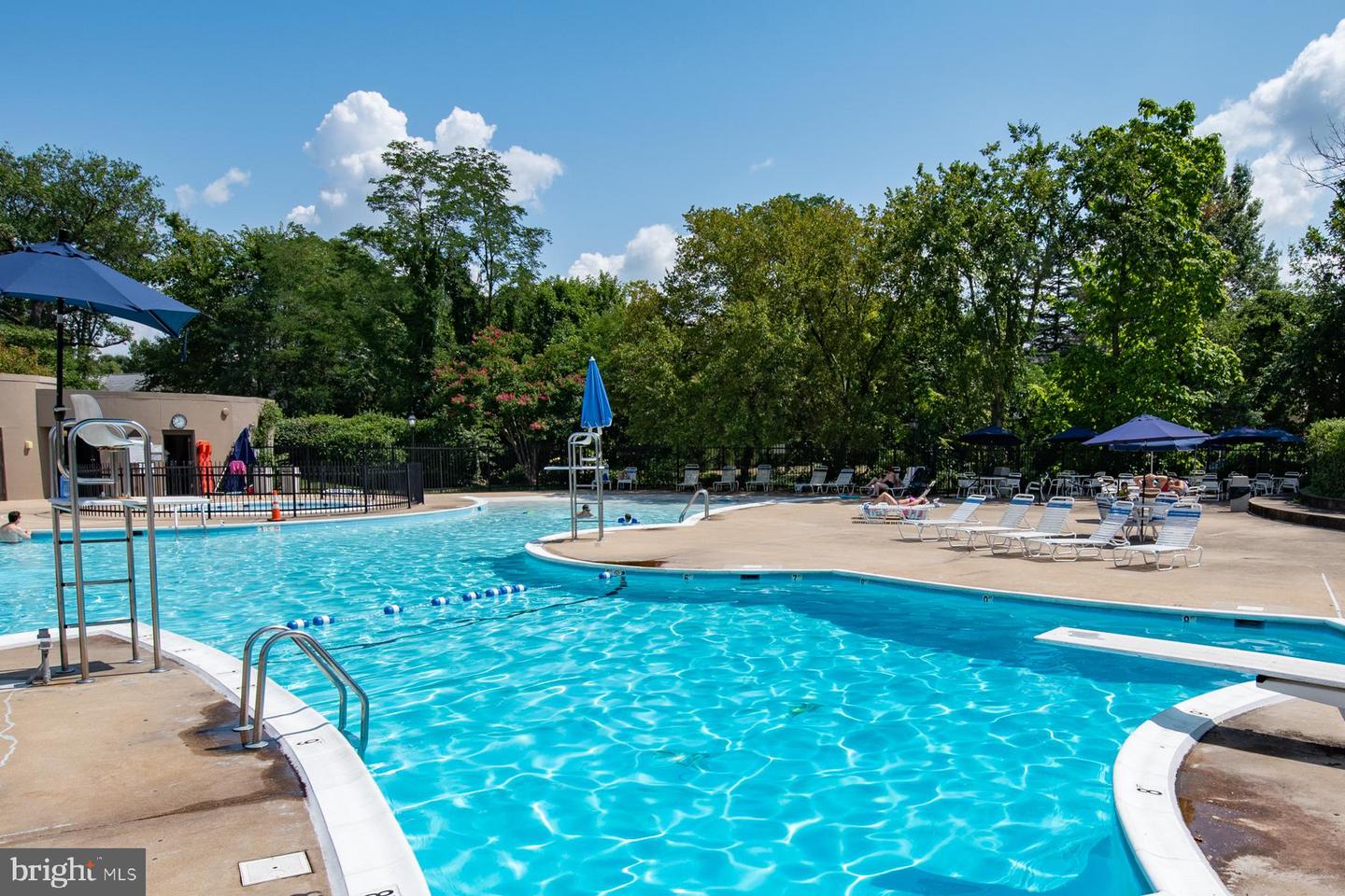 6612 10TH ST #A2, ALEXANDRIA, Virginia 22307, 2 Bedrooms Bedrooms, ,1 BathroomBathrooms,Residential,For sale,6612 10TH ST #A2,VAFX2262422 MLS # VAFX2262422