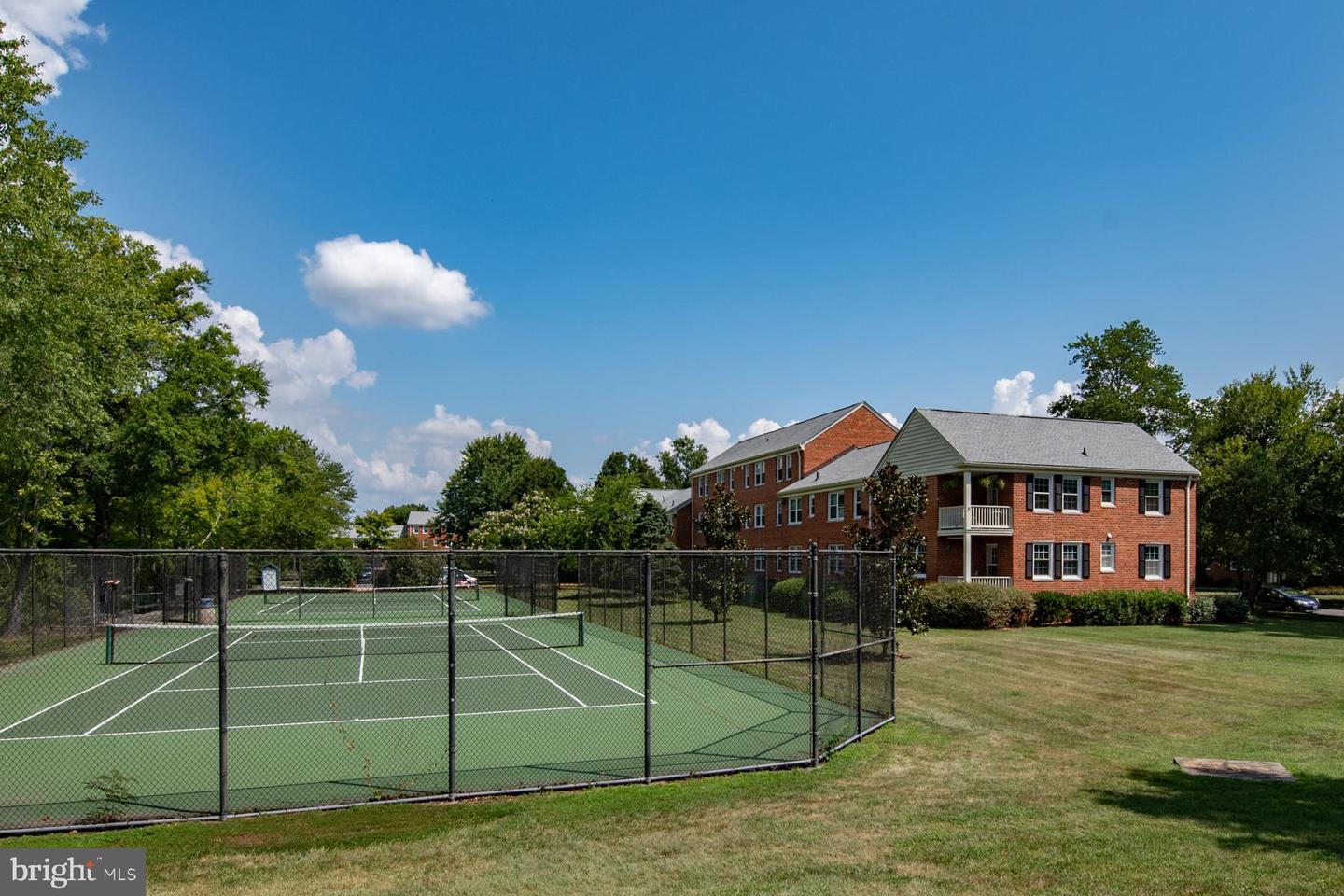 6612 10TH ST #A2, ALEXANDRIA, Virginia 22307, 2 Bedrooms Bedrooms, ,1 BathroomBathrooms,Residential,For sale,6612 10TH ST #A2,VAFX2262422 MLS # VAFX2262422