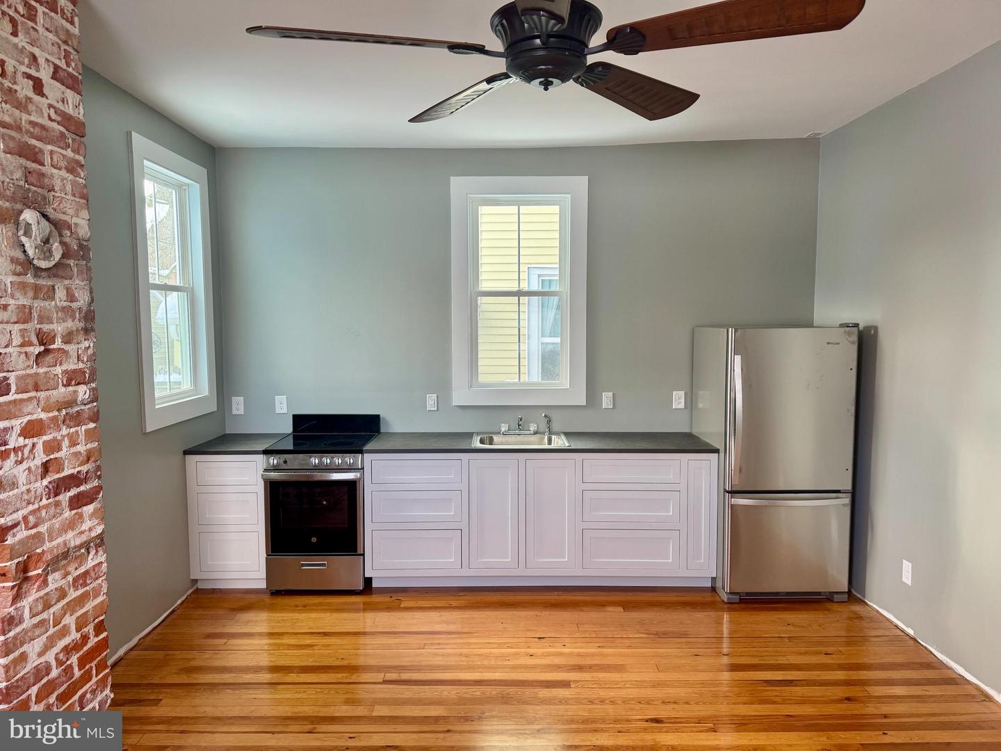 340 RANDOLPH AVE, CAPE CHARLES, Virginia 23310, 4 Bedrooms Bedrooms, 11 Rooms Rooms,2 BathroomsBathrooms,Residential,For sale,340 RANDOLPH AVE,VANH2000066 MLS # VANH2000066