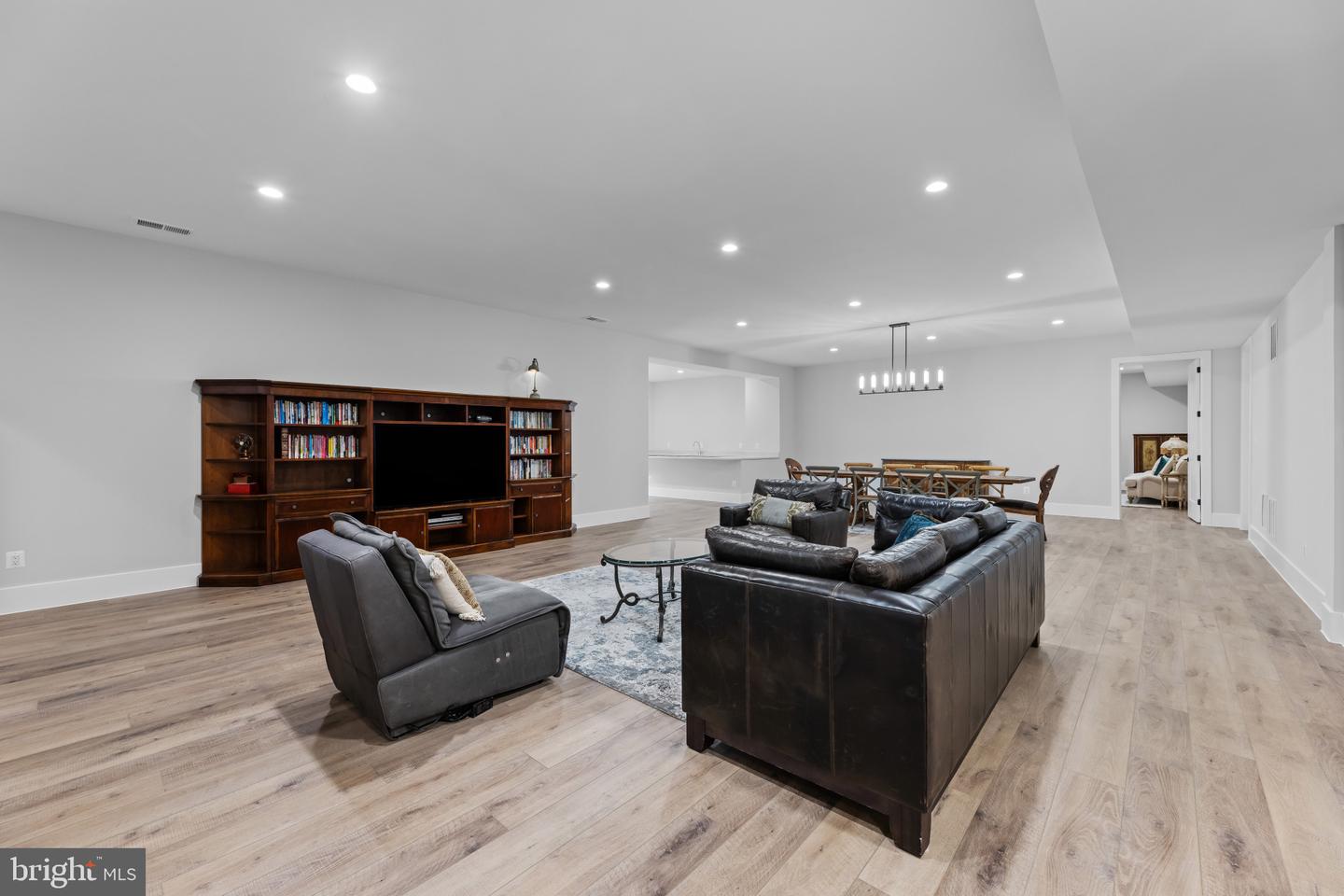 1209 RILEY PRESERVE CT, GREAT FALLS, Virginia 22066, 5 Bedrooms Bedrooms, ,5 BathroomsBathrooms,Residential,For sale,1209 RILEY PRESERVE CT,VAFX2262494 MLS # VAFX2262494