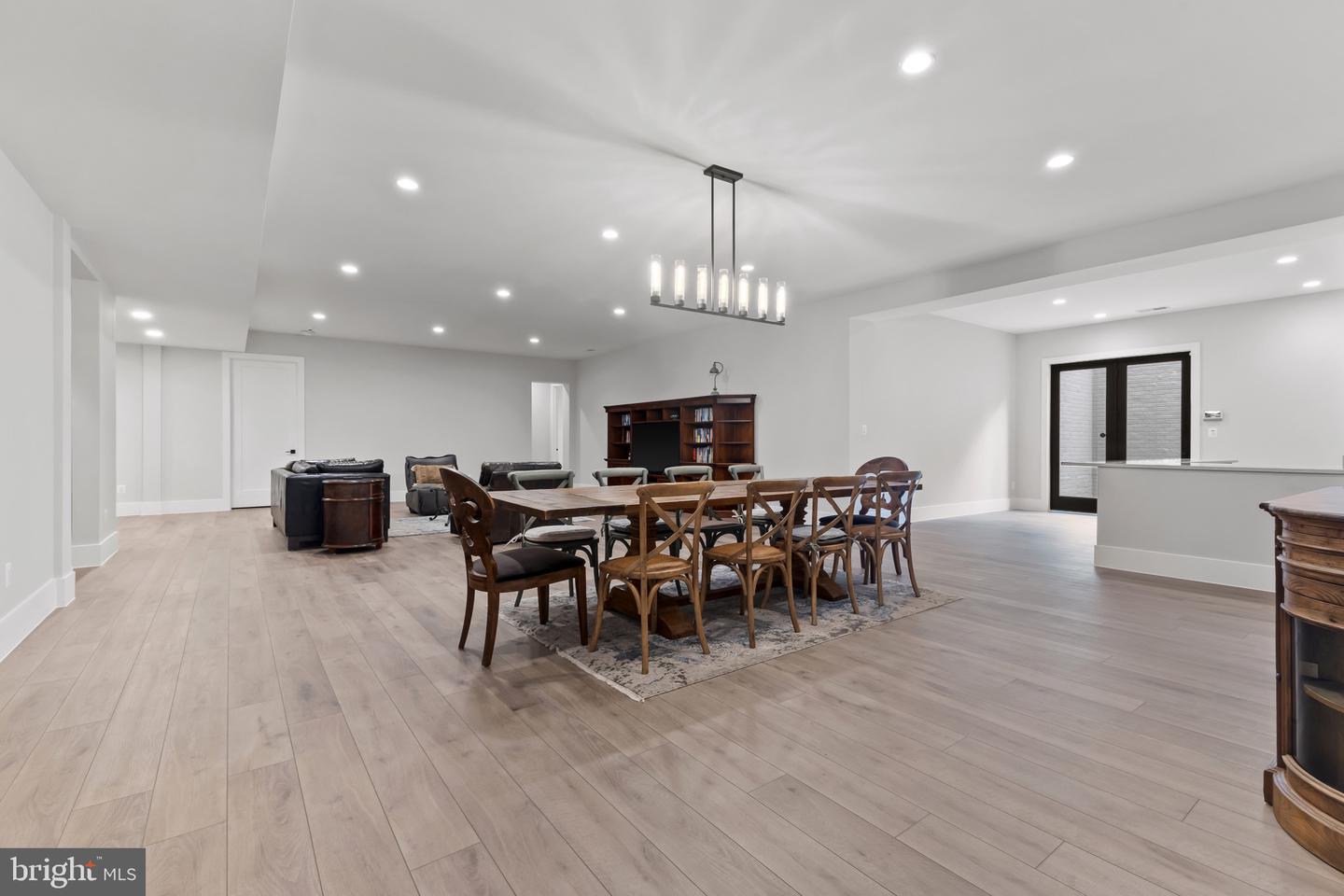 1209 RILEY PRESERVE CT, GREAT FALLS, Virginia 22066, 5 Bedrooms Bedrooms, ,5 BathroomsBathrooms,Residential,For sale,1209 RILEY PRESERVE CT,VAFX2262494 MLS # VAFX2262494