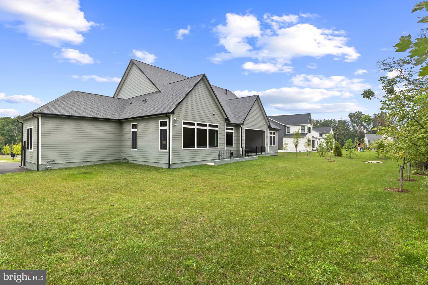 1209 RILEY PRESERVE CT, GREAT FALLS, Virginia 22066, 5 Bedrooms Bedrooms, ,5 BathroomsBathrooms,Residential,For sale,1209 RILEY PRESERVE CT,VAFX2262494 MLS # VAFX2262494