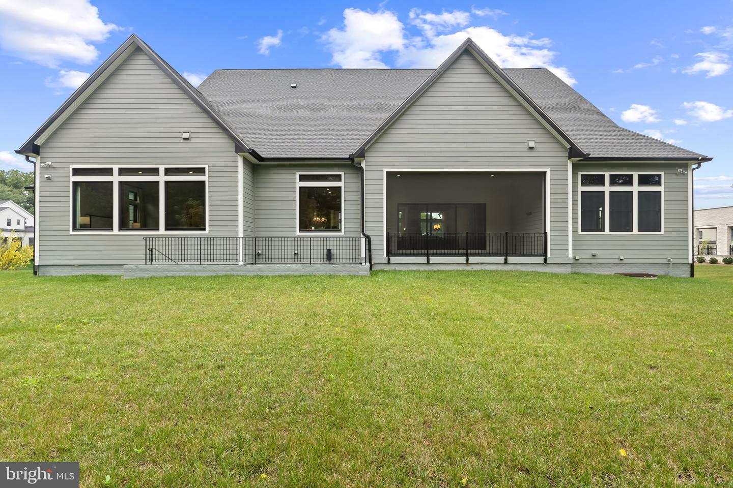 1209 RILEY PRESERVE CT, GREAT FALLS, Virginia 22066, 5 Bedrooms Bedrooms, ,5 BathroomsBathrooms,Residential,For sale,1209 RILEY PRESERVE CT,VAFX2262494 MLS # VAFX2262494