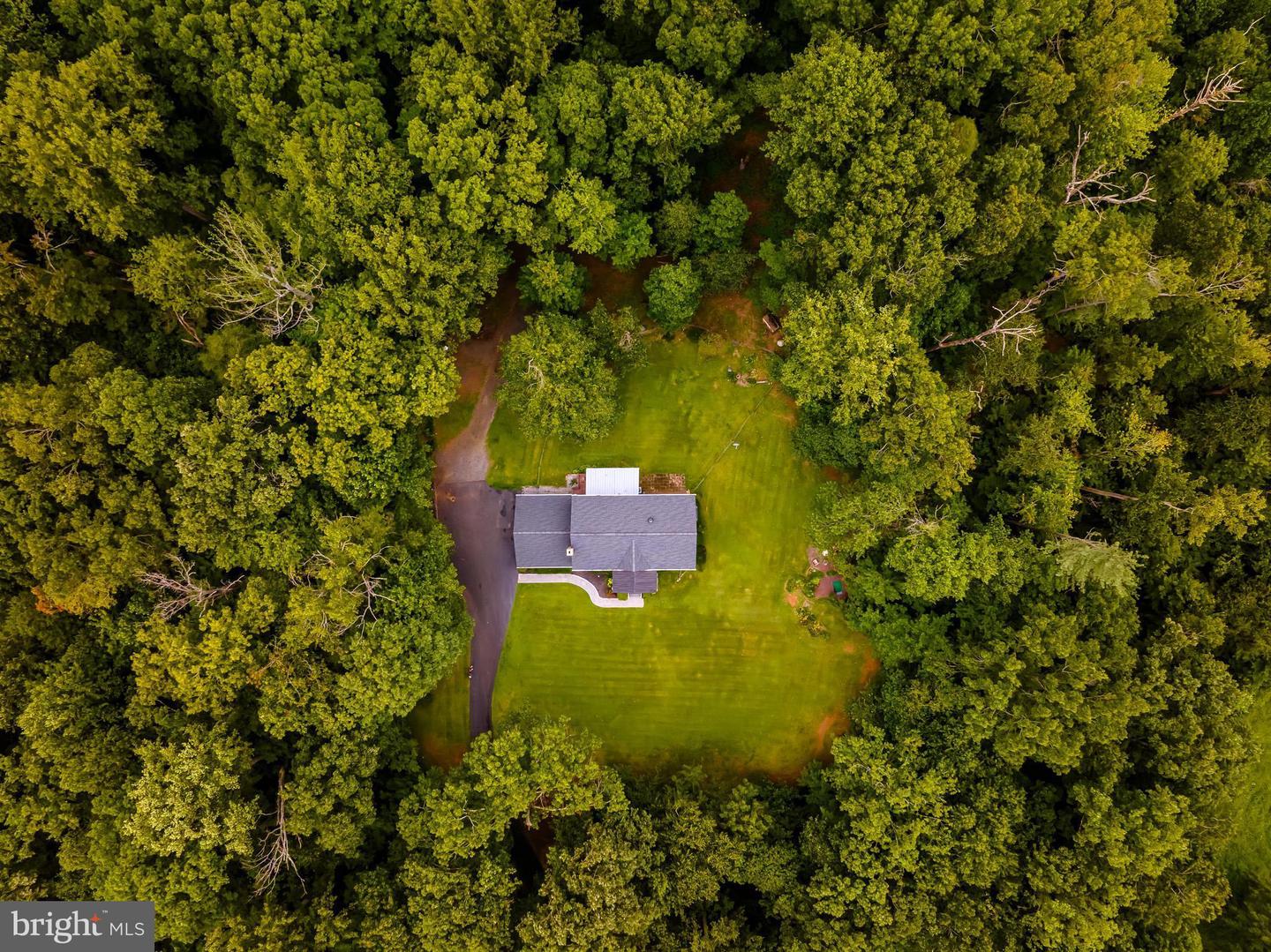 5205 WEST HOOVER RD, REVA, Virginia 22735, 4 Bedrooms Bedrooms, ,4 BathroomsBathrooms,Residential,For sale,5205 WEST HOOVER RD,VAMA2002386 MLS # VAMA2002386