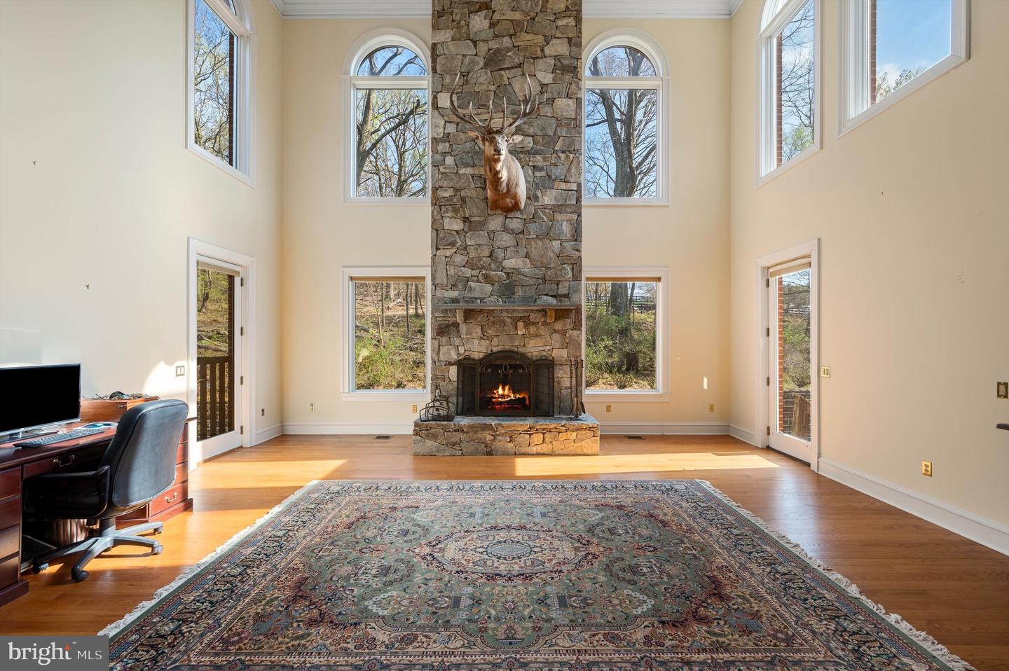 18037 CLENDENNING CIR, ROUND HILL, Virginia 20141, 5 Bedrooms Bedrooms, ,5 BathroomsBathrooms,Residential,For sale,18037 CLENDENNING CIR,VALO2093076 MLS # VALO2093076