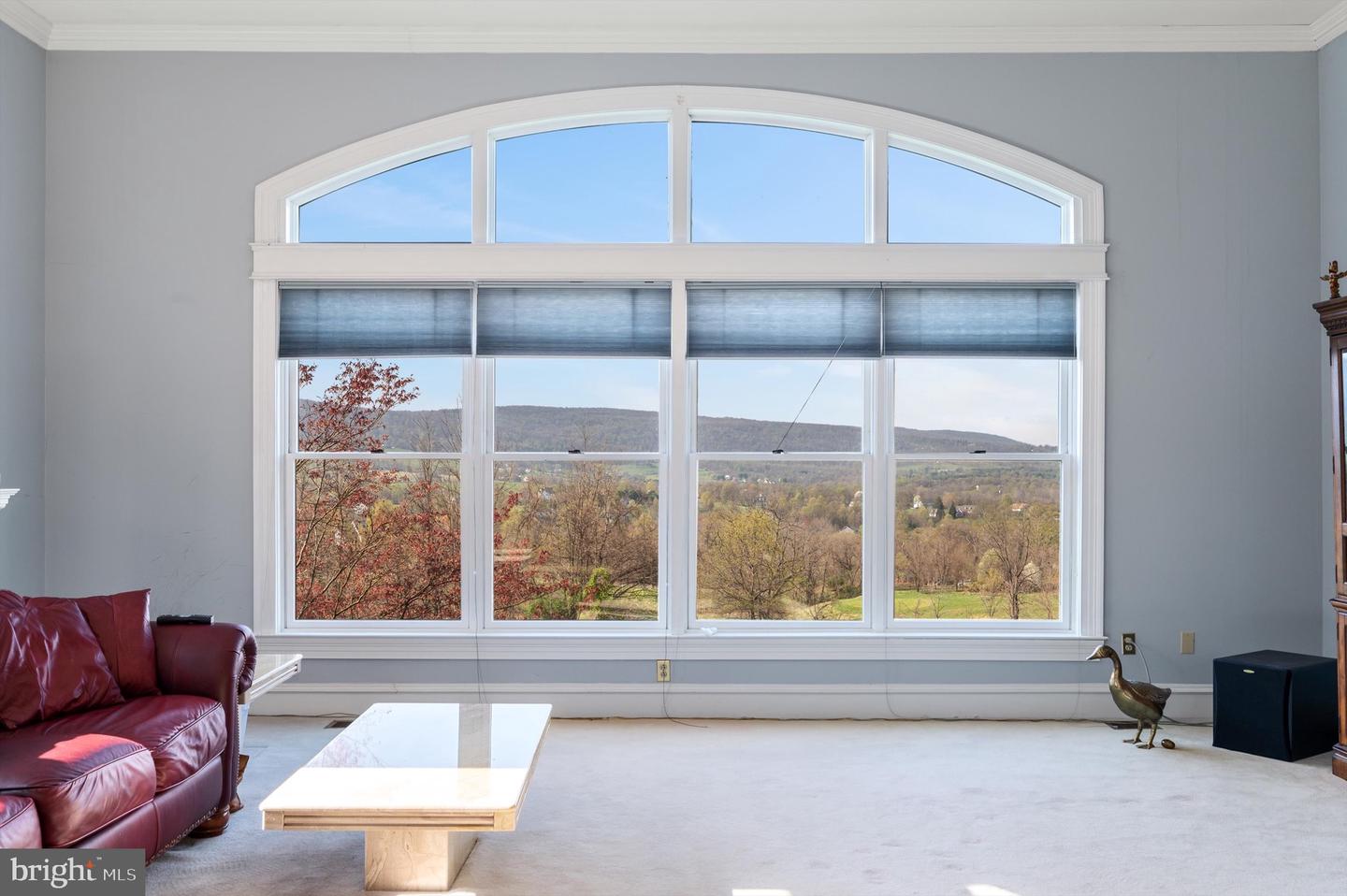 18037 CLENDENNING CIR, ROUND HILL, Virginia 20141, 5 Bedrooms Bedrooms, ,5 BathroomsBathrooms,Residential,For sale,18037 CLENDENNING CIR,VALO2093076 MLS # VALO2093076