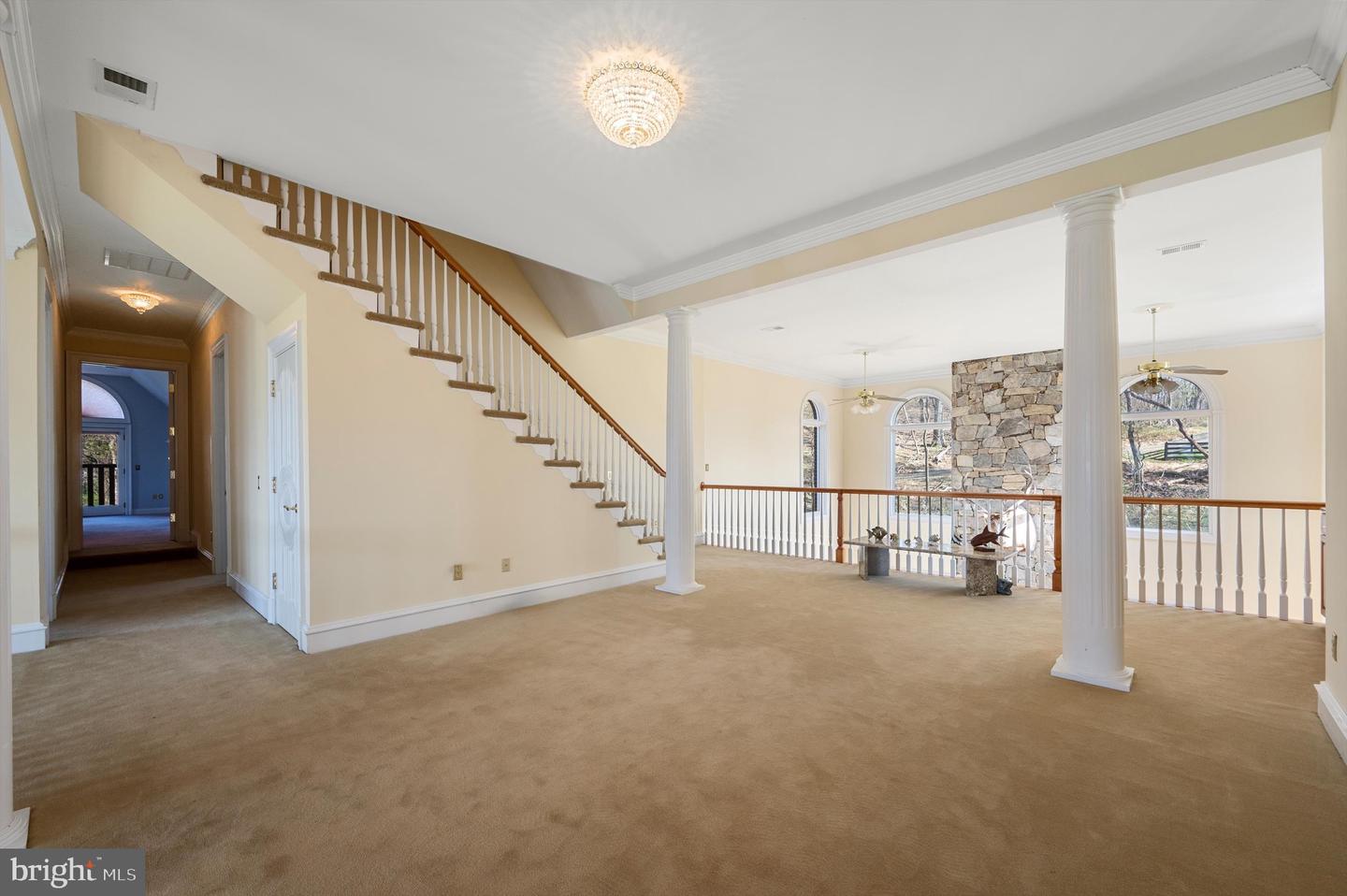 18037 CLENDENNING CIR, ROUND HILL, Virginia 20141, 5 Bedrooms Bedrooms, ,5 BathroomsBathrooms,Residential,For sale,18037 CLENDENNING CIR,VALO2093076 MLS # VALO2093076