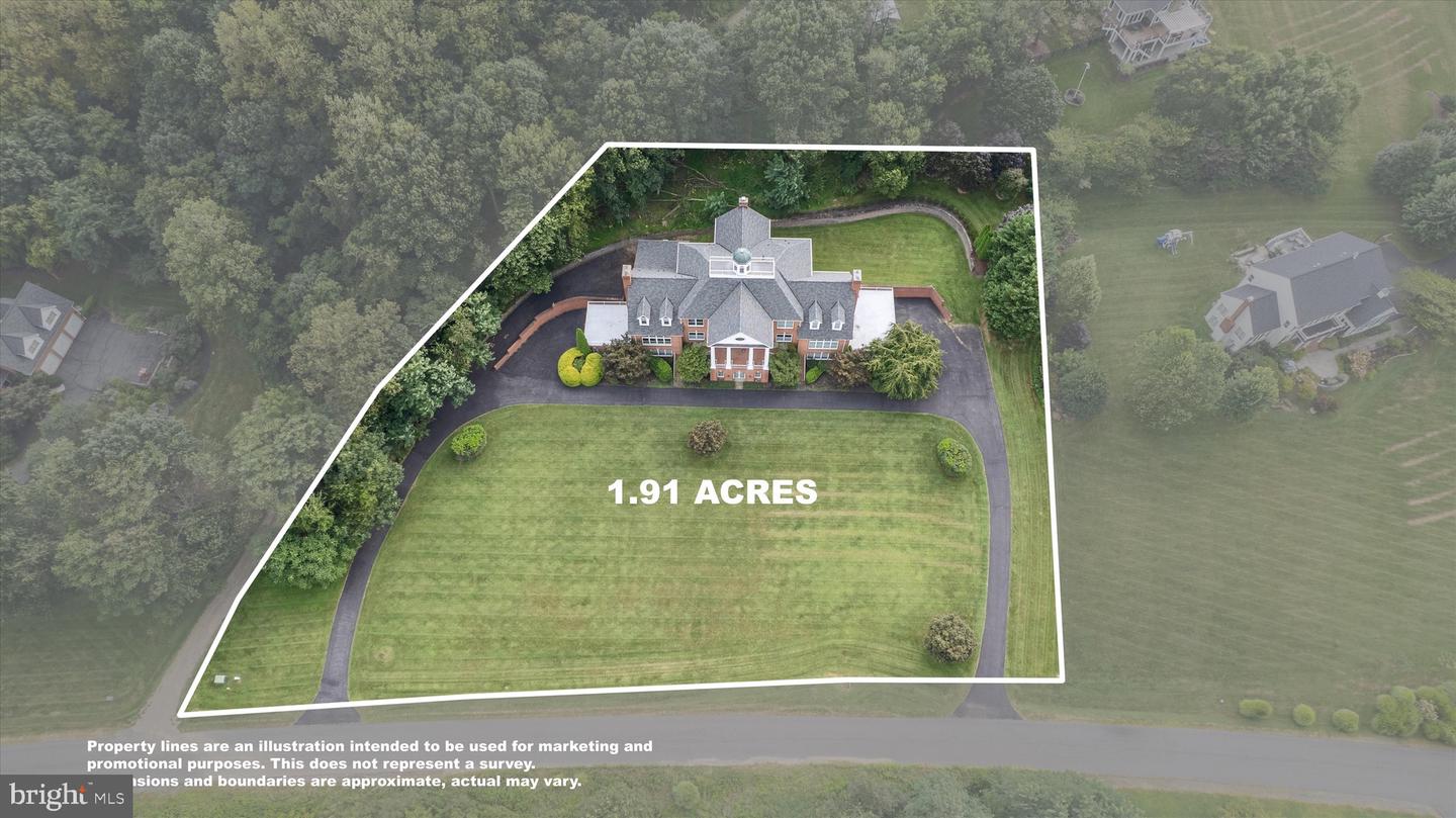 18037 CLENDENNING CIR, ROUND HILL, Virginia 20141, 5 Bedrooms Bedrooms, ,5 BathroomsBathrooms,Residential,For sale,18037 CLENDENNING CIR,VALO2093076 MLS # VALO2093076