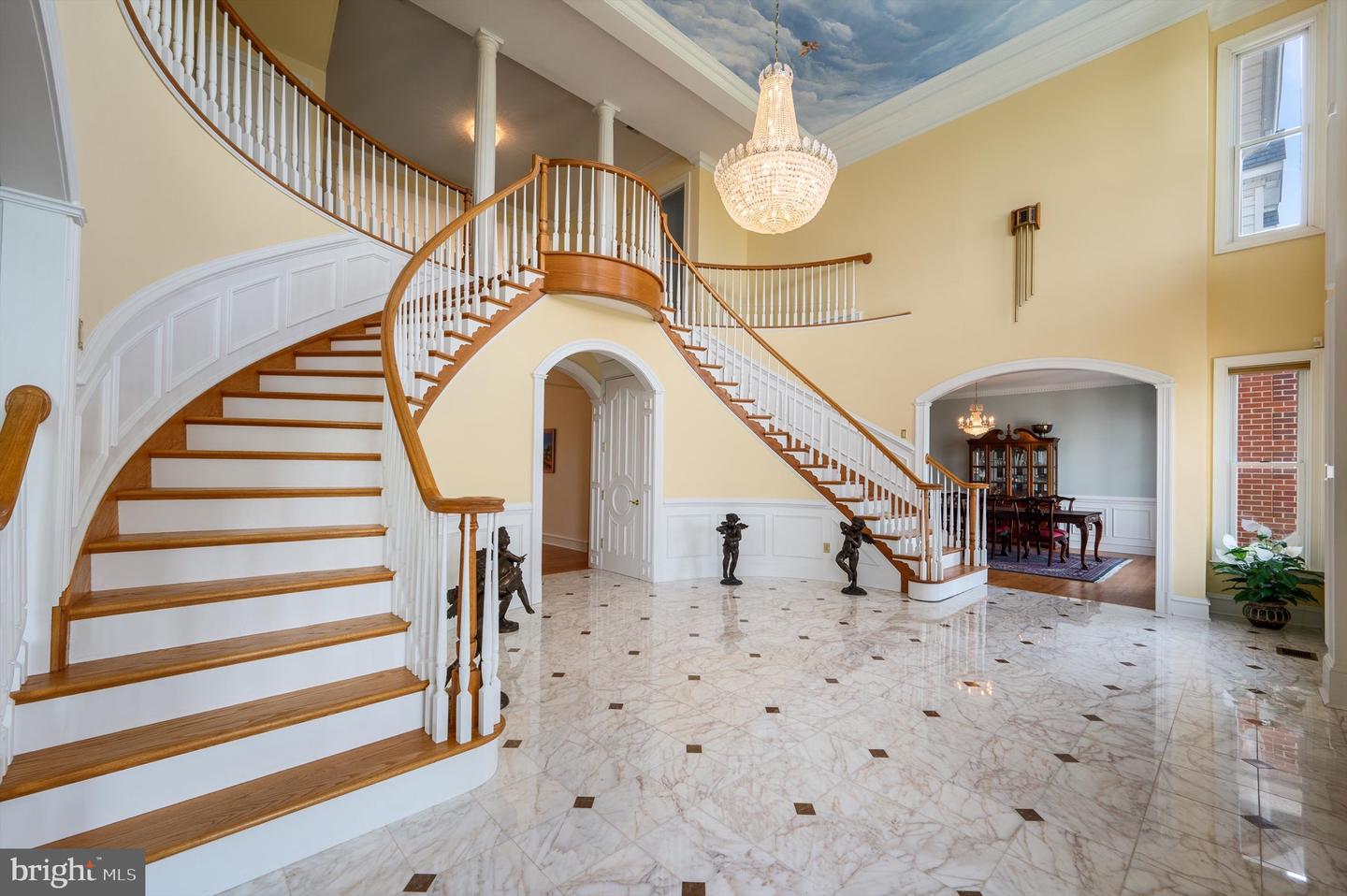 18037 CLENDENNING CIR, ROUND HILL, Virginia 20141, 5 Bedrooms Bedrooms, ,5 BathroomsBathrooms,Residential,For sale,18037 CLENDENNING CIR,VALO2093076 MLS # VALO2093076