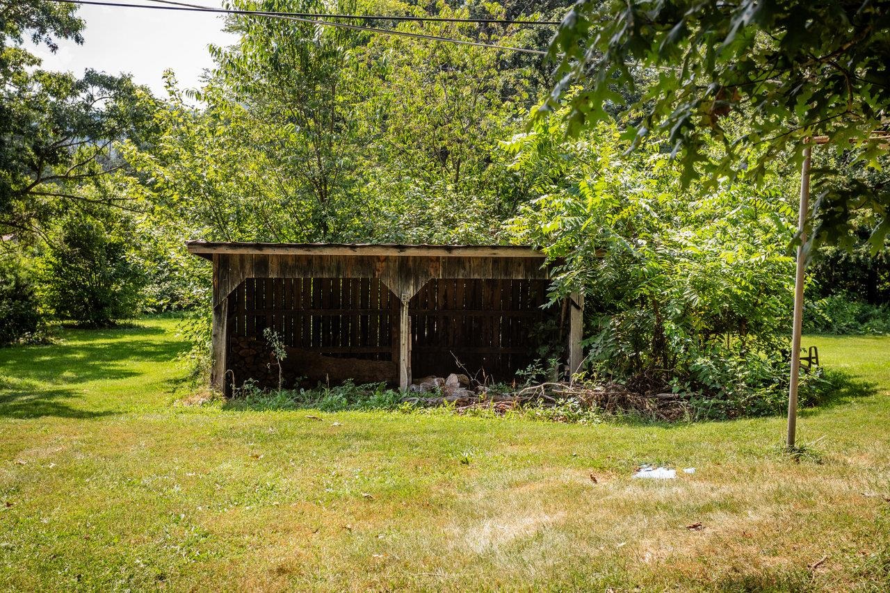 1557 RINACAS CORNER RD, SHENANDOAH, Virginia 22849, 2 Bedrooms Bedrooms, ,1 BathroomBathrooms,Residential,1557 RINACAS CORNER RD,668057 MLS # 668057