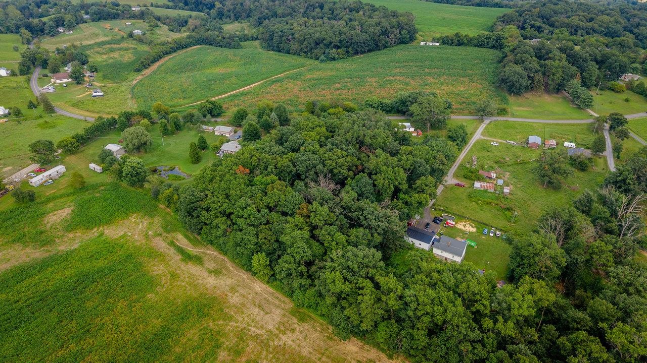 1557 RINACAS CORNER RD, SHENANDOAH, Virginia 22849, 2 Bedrooms Bedrooms, ,1 BathroomBathrooms,Residential,1557 RINACAS CORNER RD,668057 MLS # 668057