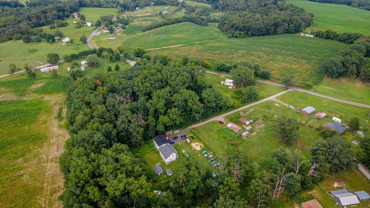 1557 RINACAS CORNER RD, SHENANDOAH, Virginia 22849, 2 Bedrooms Bedrooms, ,1 BathroomBathrooms,Residential,1557 RINACAS CORNER RD,668057 MLS # 668057