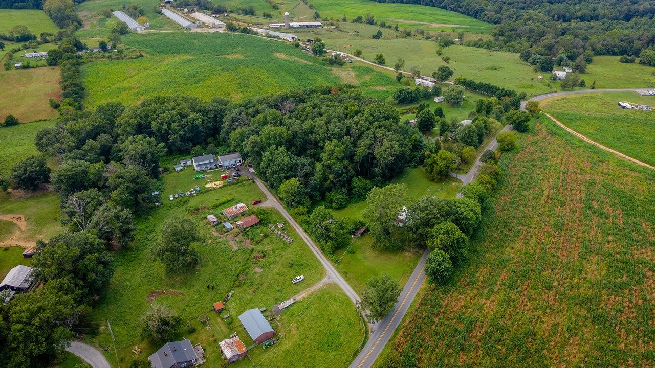 1557 RINACAS CORNER RD, SHENANDOAH, Virginia 22849, 2 Bedrooms Bedrooms, ,1 BathroomBathrooms,Residential,1557 RINACAS CORNER RD,668057 MLS # 668057