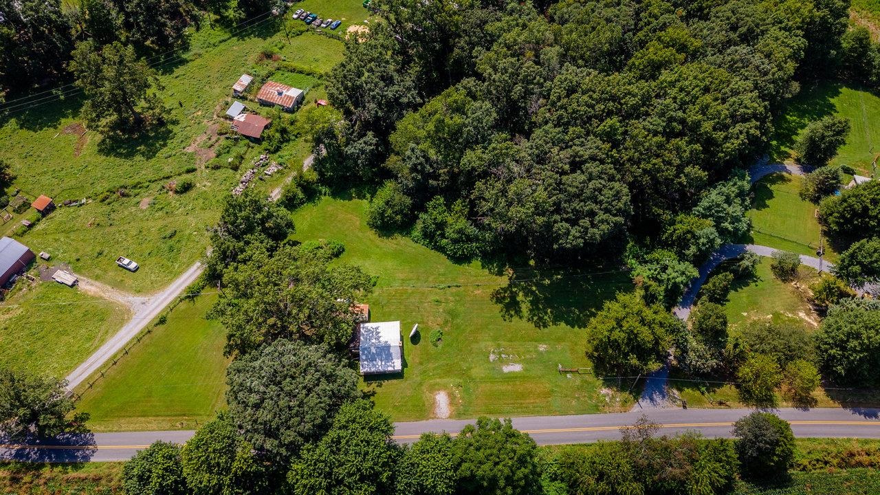 1557 RINACAS CORNER RD, SHENANDOAH, Virginia 22849, 2 Bedrooms Bedrooms, ,1 BathroomBathrooms,Residential,1557 RINACAS CORNER RD,668057 MLS # 668057