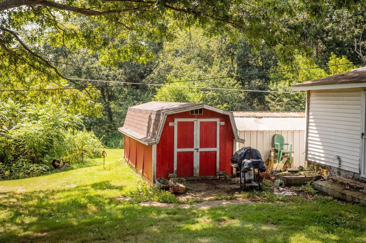 1557 RINACAS CORNER RD, SHENANDOAH, Virginia 22849, 2 Bedrooms Bedrooms, ,1 BathroomBathrooms,Residential,1557 RINACAS CORNER RD,668057 MLS # 668057