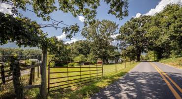 1557 RINACAS CORNER RD, SHENANDOAH, Virginia 22849, 2 Bedrooms Bedrooms, ,1 BathroomBathrooms,Residential,1557 RINACAS CORNER RD,668057 MLS # 668057