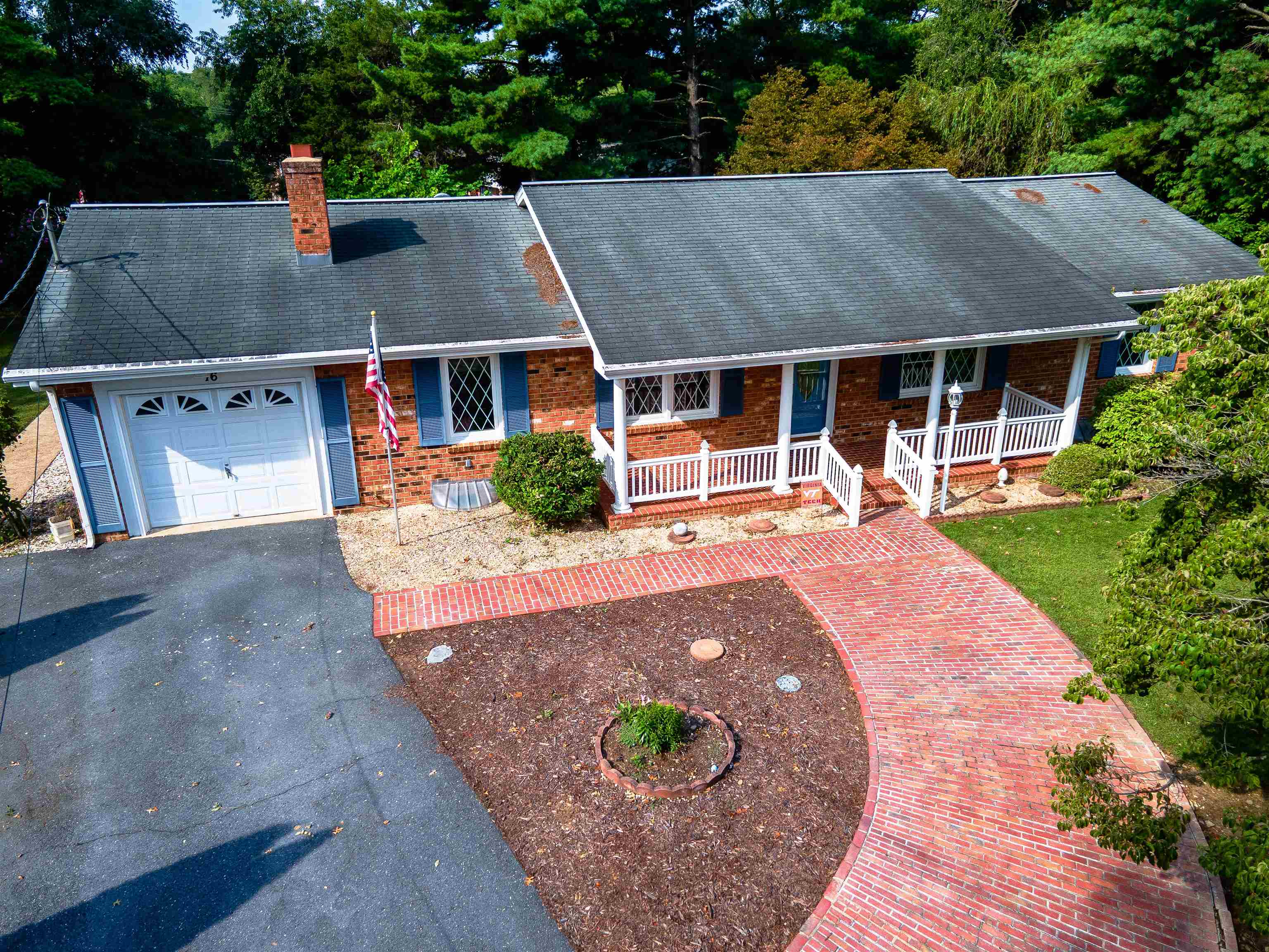 16 TAMELA CT, HARRISONBURG, Virginia 22801, 3 Bedrooms Bedrooms, ,2 BathroomsBathrooms,Residential,16 TAMELA CT,668061 MLS # 668061