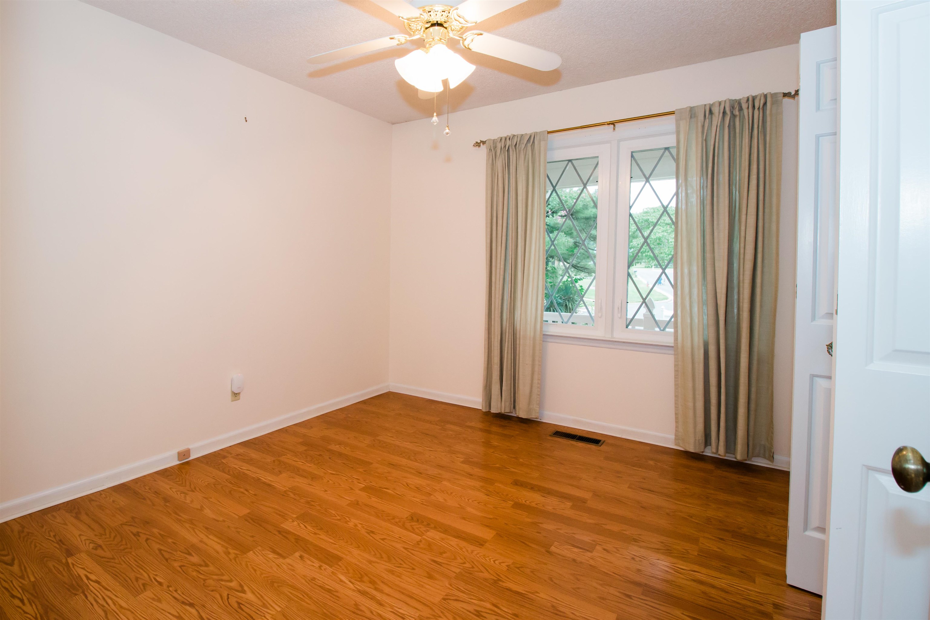 16 TAMELA CT, HARRISONBURG, Virginia 22801, 3 Bedrooms Bedrooms, ,2 BathroomsBathrooms,Residential,16 TAMELA CT,668061 MLS # 668061