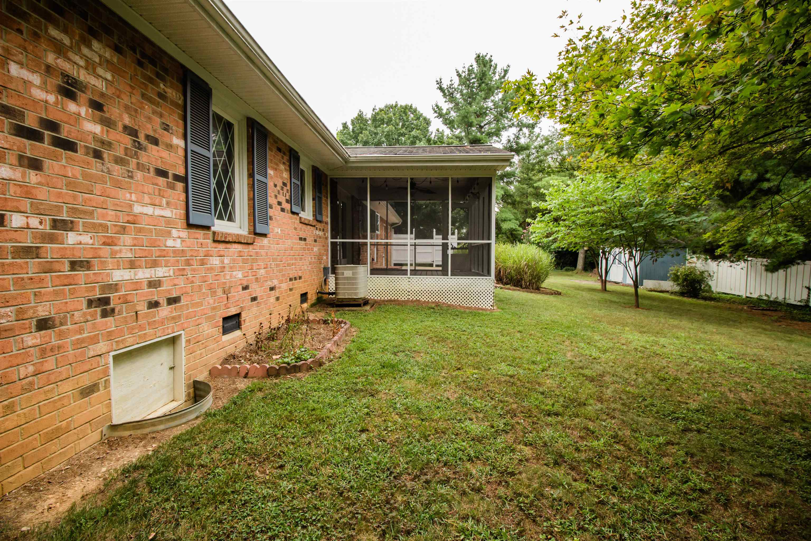 16 TAMELA CT, HARRISONBURG, Virginia 22801, 3 Bedrooms Bedrooms, ,2 BathroomsBathrooms,Residential,16 TAMELA CT,668061 MLS # 668061