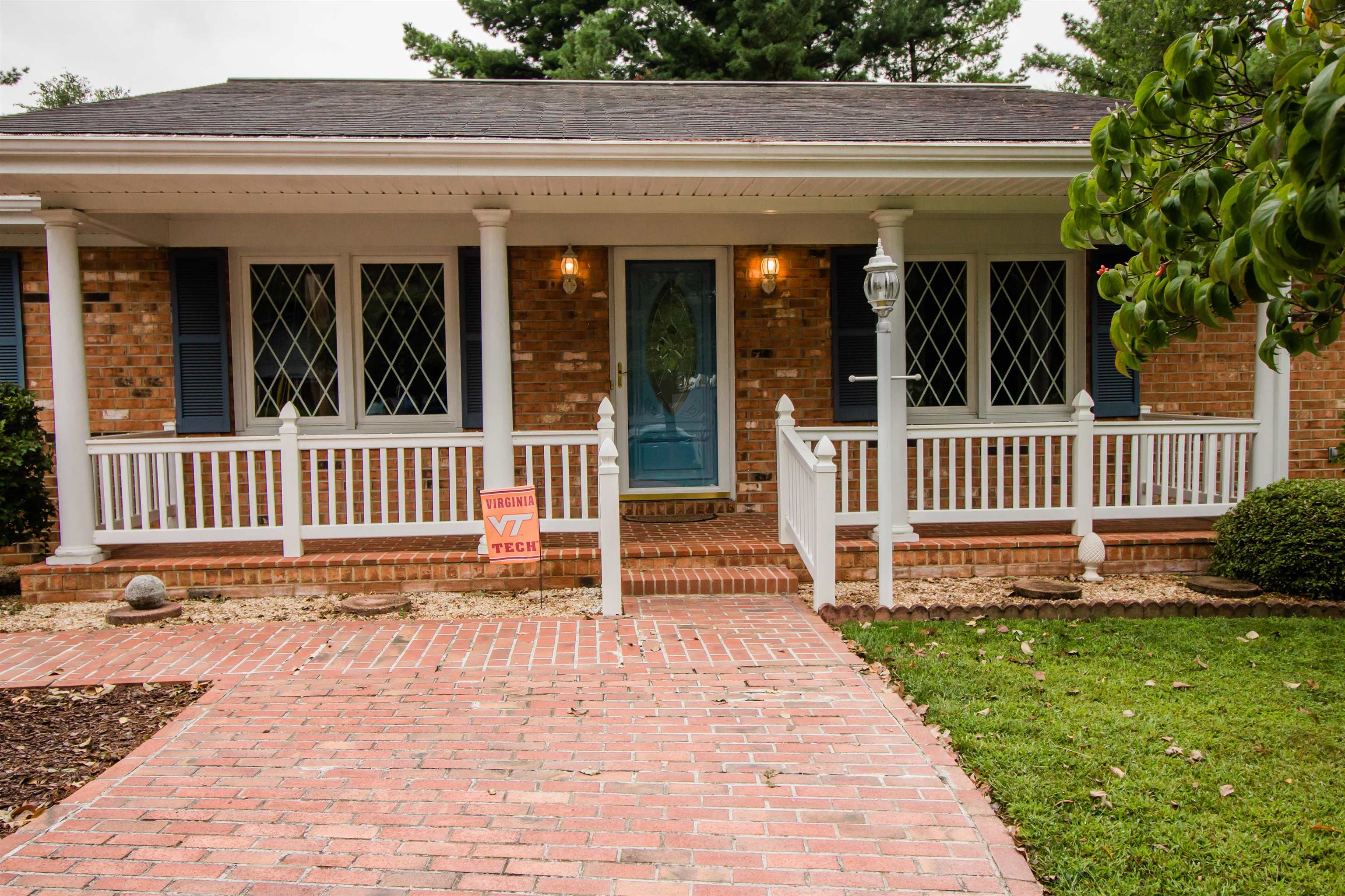16 TAMELA CT, HARRISONBURG, Virginia 22801, 3 Bedrooms Bedrooms, ,2 BathroomsBathrooms,Residential,16 TAMELA CT,668061 MLS # 668061