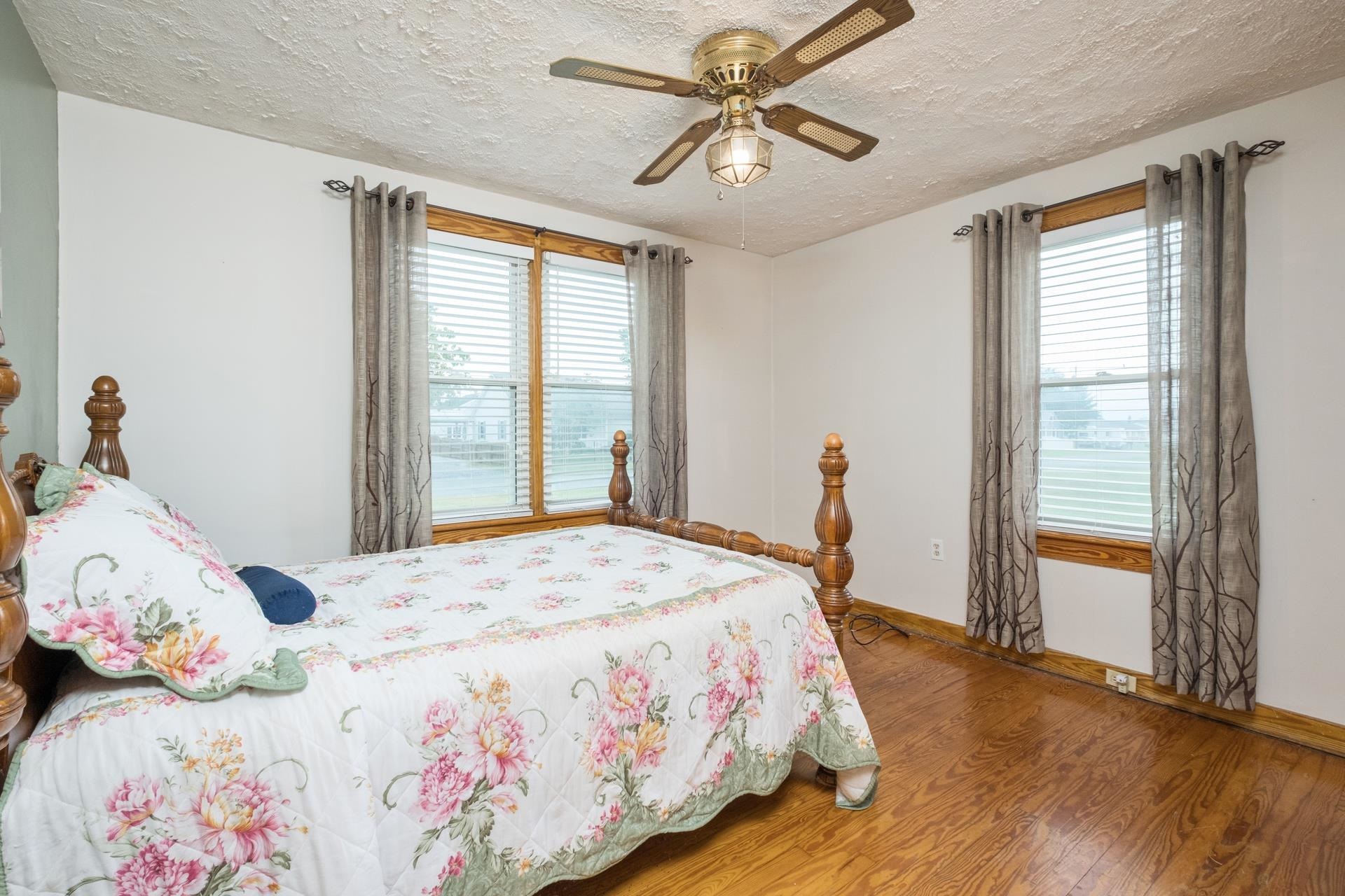 90 RIVERSIDE AVE, VERONA, Virginia 24482, 3 Bedrooms Bedrooms, ,1 BathroomBathrooms,Residential,90 RIVERSIDE AVE,668063 MLS # 668063