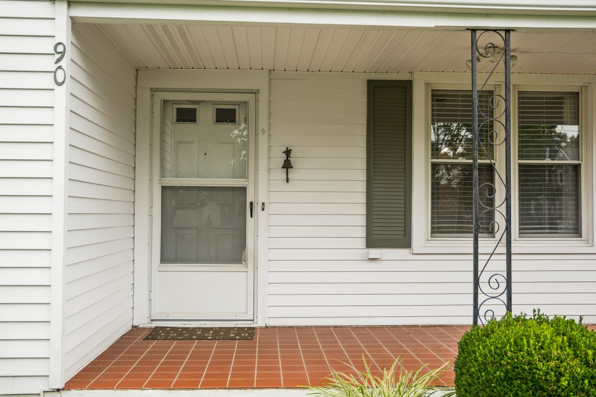 90 RIVERSIDE AVE, VERONA, Virginia 24482, 3 Bedrooms Bedrooms, ,1 BathroomBathrooms,Residential,90 RIVERSIDE AVE,668063 MLS # 668063