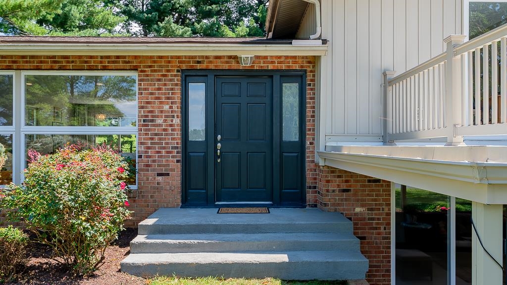 550 FAIRWAY DR, HARRISONBURG, Virginia 22802, 4 Bedrooms Bedrooms, ,3 BathroomsBathrooms,Residential,550 FAIRWAY DR,668065 MLS # 668065