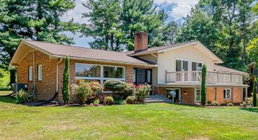550 FAIRWAY DR, HARRISONBURG, Virginia 22802, 4 Bedrooms Bedrooms, ,3 BathroomsBathrooms,Residential,550 FAIRWAY DR,668065 MLS # 668065