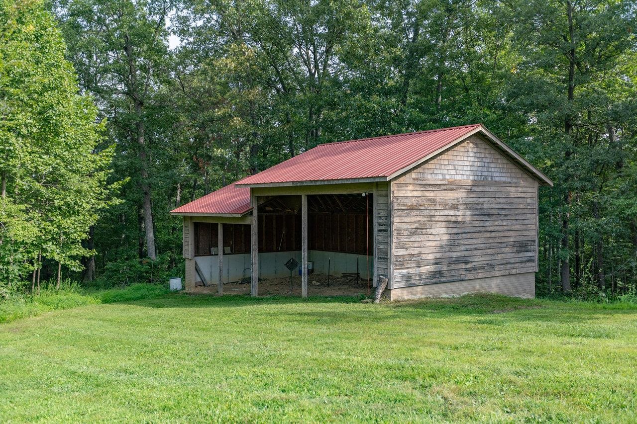111 COPPERHEAD RD, EDINBURG, Virginia 22824, 2 Bedrooms Bedrooms, ,2 BathroomsBathrooms,Residential,111 COPPERHEAD RD,668073 MLS # 668073