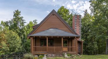 111 COPPERHEAD RD, EDINBURG, Virginia 22824, 2 Bedrooms Bedrooms, ,2 BathroomsBathrooms,Residential,111 COPPERHEAD RD,668073 MLS # 668073