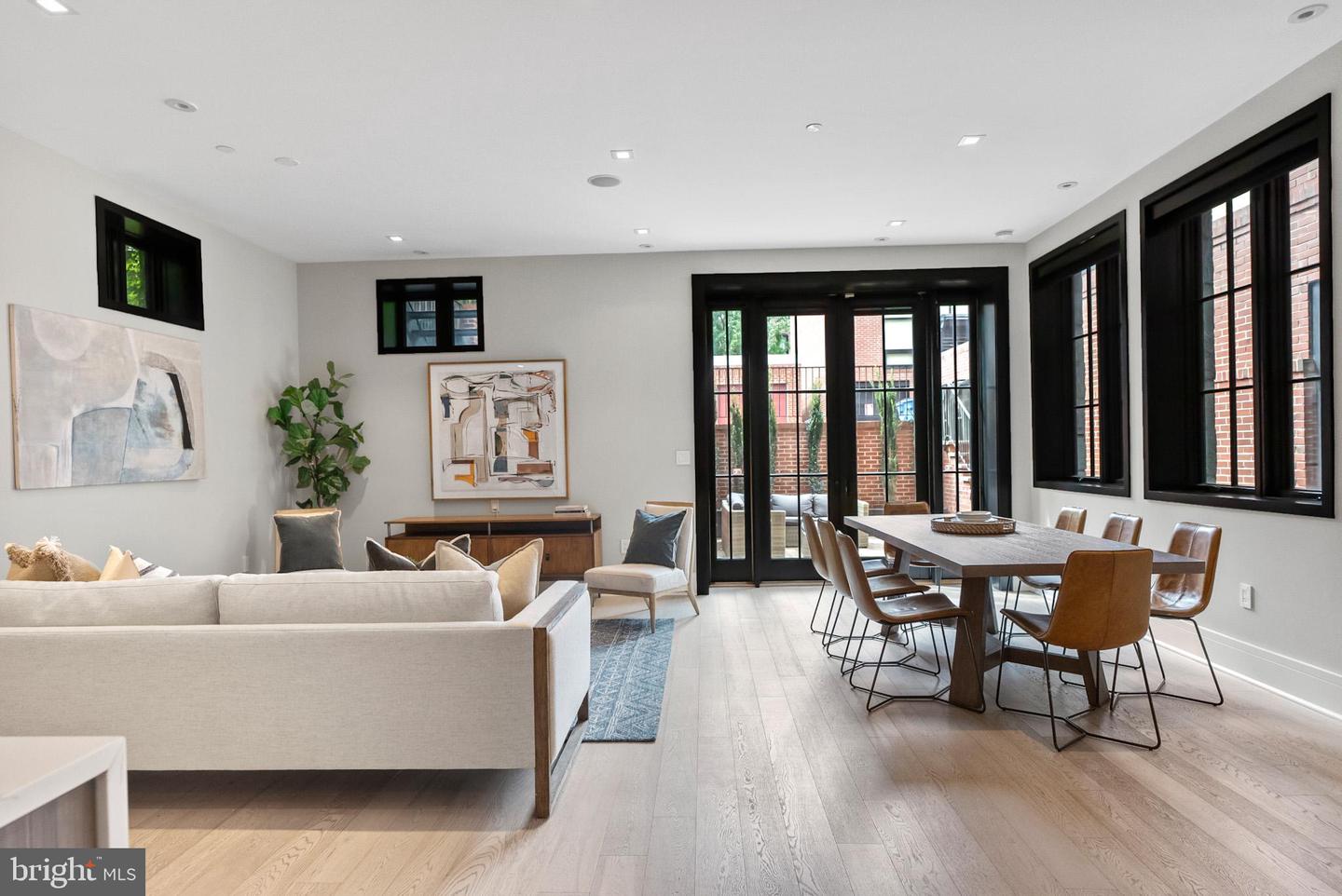 1310 Q ST NW #4, WASHINGTON, District Of Columbia 20009, 3 Bedrooms Bedrooms, ,2 BathroomsBathrooms,Residential,For sale,1310 Q ST NW #4,DCDC2213522 MLS # DCDC2213522