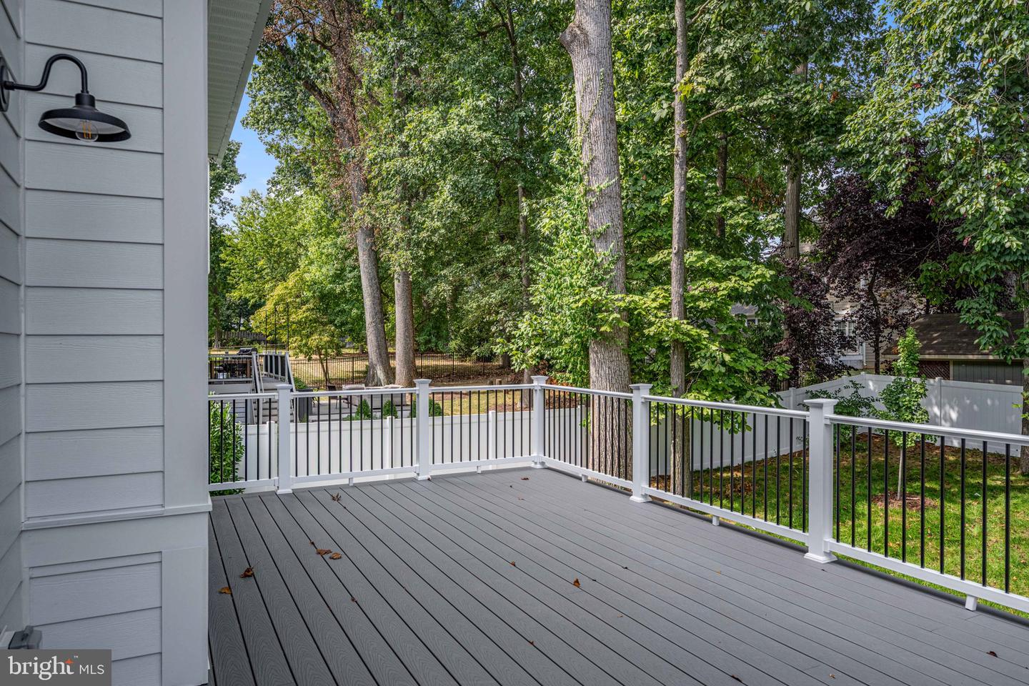 1012 HILLCREST DR SW, VIENNA, Virginia 22180, 4 Bedrooms Bedrooms, ,4 BathroomsBathrooms,Residential,For sale,1012 HILLCREST DR SW,VAFX2259872 MLS # VAFX2259872