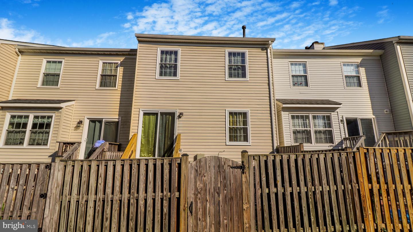 17948 MILROY DR, DUMFRIES, Virginia 22026, 3 Bedrooms Bedrooms, ,3 BathroomsBathrooms,Residential,For sale,17948 MILROY DR,VAPW2101648 MLS # VAPW2101648