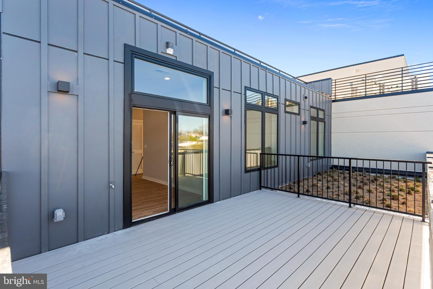 1358 FLORIDA AVE NE #PH2, WASHINGTON, District Of Columbia 20002, 3 Bedrooms Bedrooms, ,2 BathroomsBathrooms,Residential,For sale,1358 FLORIDA AVE NE #PH2,DCDC2215954 MLS # DCDC2215954