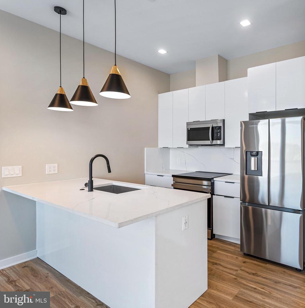 1358 FLORIDA AVE NE #PH2, WASHINGTON, District Of Columbia 20002, 3 Bedrooms Bedrooms, ,2 BathroomsBathrooms,Residential,For sale,1358 FLORIDA AVE NE #PH2,DCDC2215954 MLS # DCDC2215954
