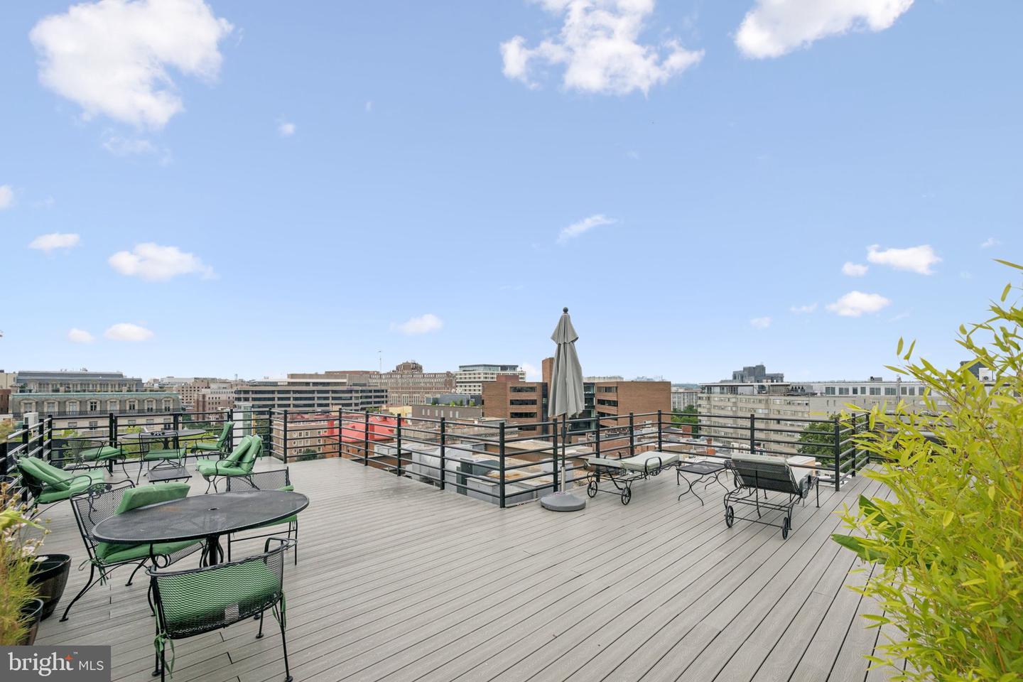 1545 18TH ST NW #403, WASHINGTON, District Of Columbia 20036, 1 Bedroom Bedrooms, ,1 BathroomBathrooms,Residential,For sale,1545 18TH ST NW #403,DCDC2216030 MLS # DCDC2216030