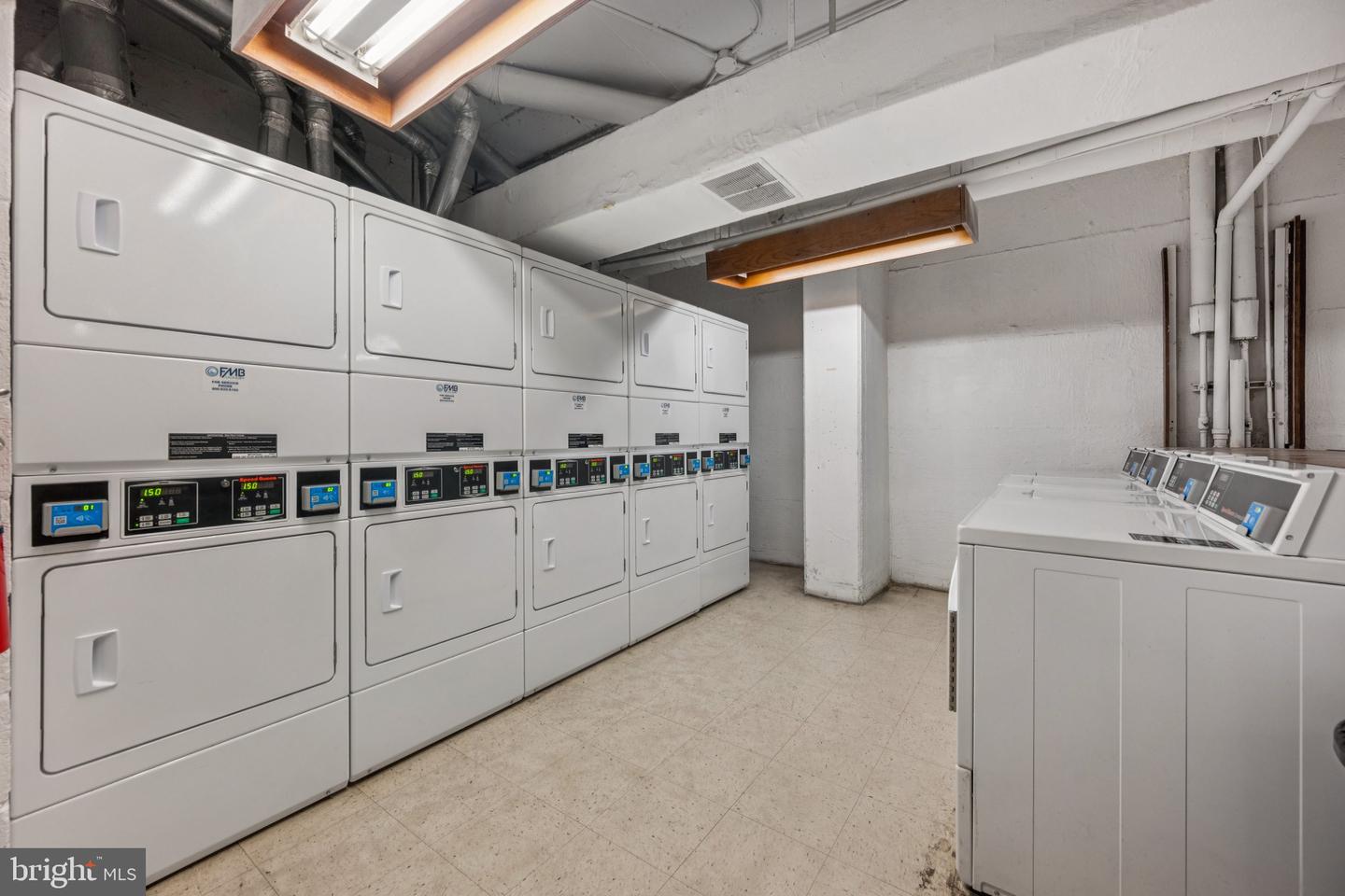 1545 18TH ST NW #403, WASHINGTON, District Of Columbia 20036, 1 Bedroom Bedrooms, ,1 BathroomBathrooms,Residential,For sale,1545 18TH ST NW #403,DCDC2216030 MLS # DCDC2216030