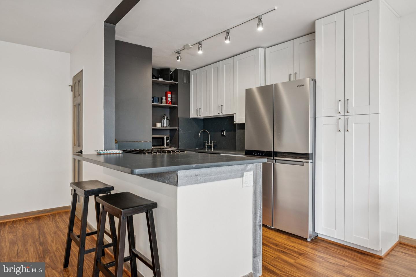 1545 18TH ST NW #403, WASHINGTON, District Of Columbia 20036, 1 Bedroom Bedrooms, ,1 BathroomBathrooms,Residential,For sale,1545 18TH ST NW #403,DCDC2216030 MLS # DCDC2216030