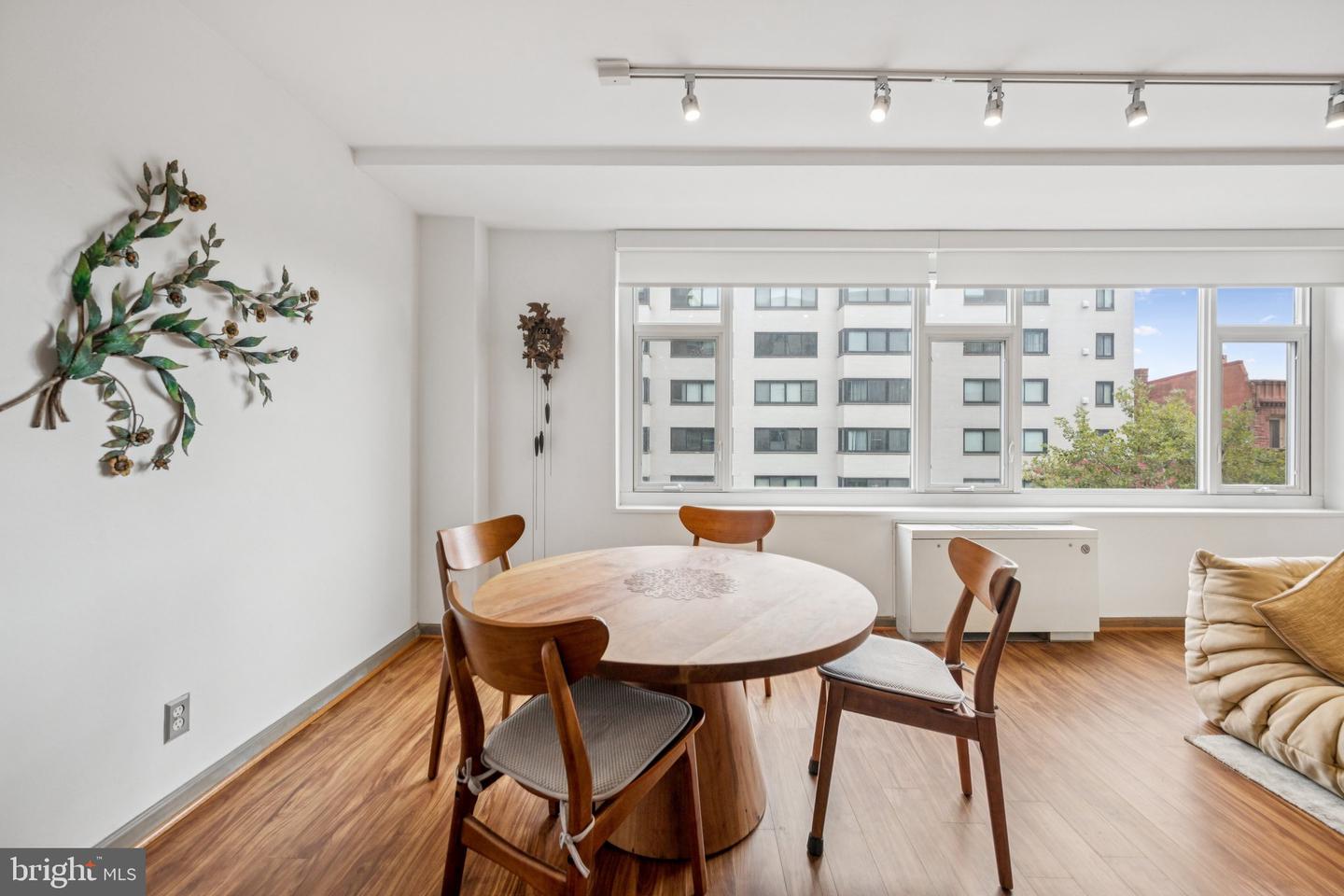 1545 18TH ST NW #403, WASHINGTON, District Of Columbia 20036, 1 Bedroom Bedrooms, ,1 BathroomBathrooms,Residential,For sale,1545 18TH ST NW #403,DCDC2216030 MLS # DCDC2216030