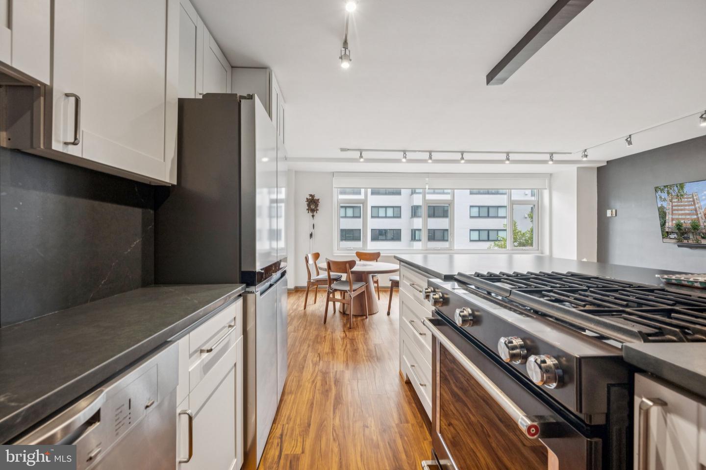 1545 18TH ST NW #403, WASHINGTON, District Of Columbia 20036, 1 Bedroom Bedrooms, ,1 BathroomBathrooms,Residential,For sale,1545 18TH ST NW #403,DCDC2216030 MLS # DCDC2216030