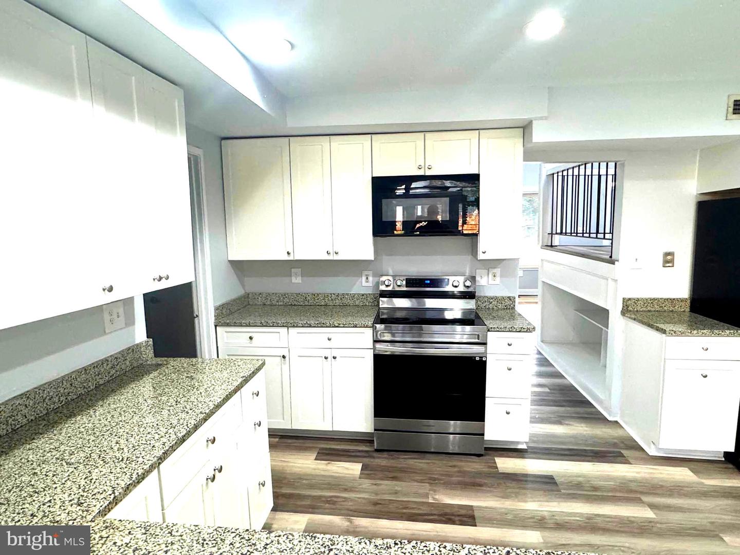 4435 FLINTSTONE RD, ALEXANDRIA, Virginia 22306, 4 Bedrooms Bedrooms, ,3 BathroomsBathrooms,Residential,For sale,4435 FLINTSTONE RD,VAFX2262432 MLS # VAFX2262432
