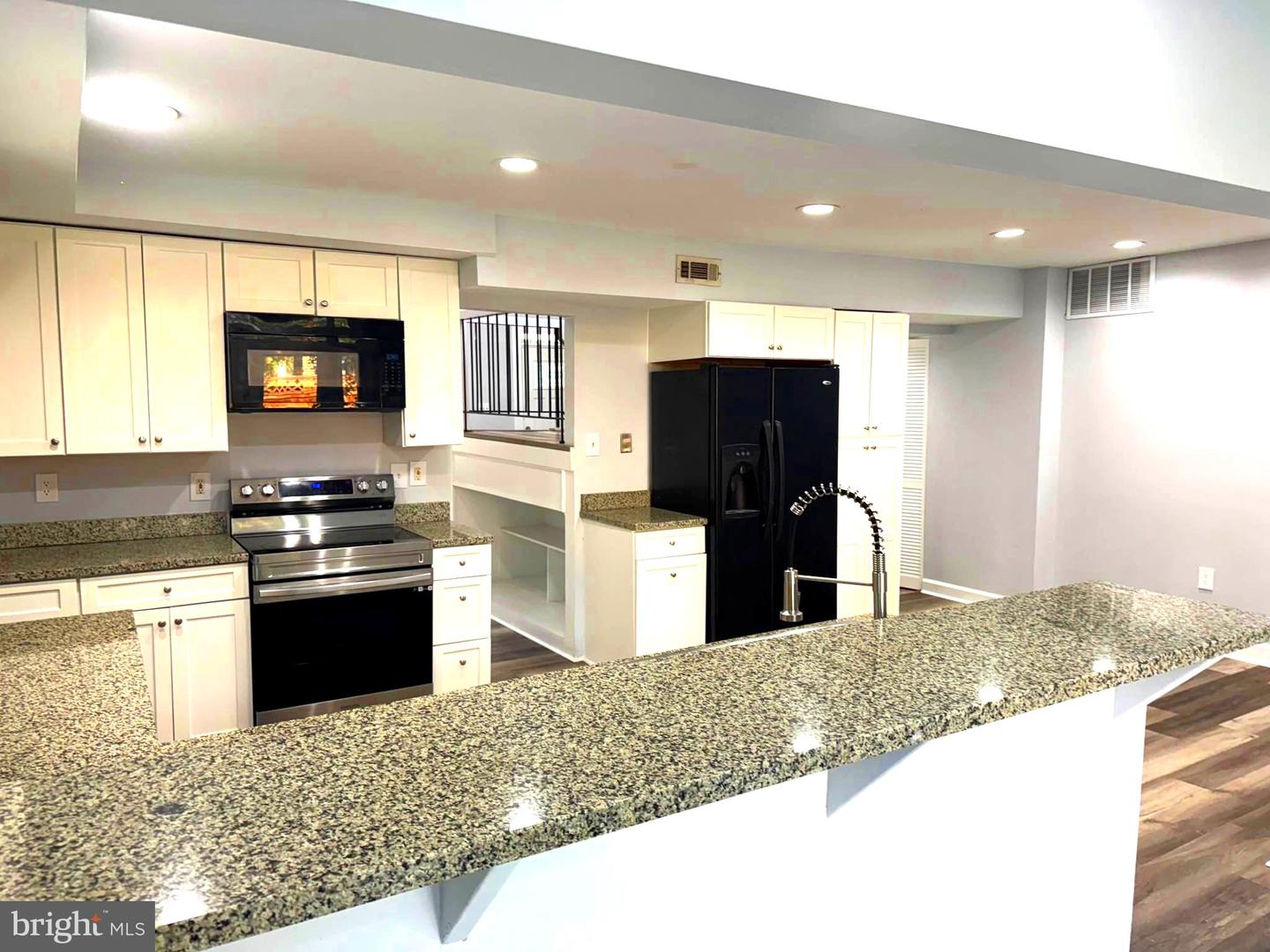 4435 FLINTSTONE RD, ALEXANDRIA, Virginia 22306, 4 Bedrooms Bedrooms, ,3 BathroomsBathrooms,Residential,For sale,4435 FLINTSTONE RD,VAFX2262432 MLS # VAFX2262432
