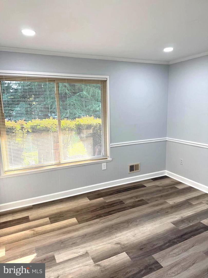 4435 FLINTSTONE RD, ALEXANDRIA, Virginia 22306, 4 Bedrooms Bedrooms, ,3 BathroomsBathrooms,Residential,For sale,4435 FLINTSTONE RD,VAFX2262432 MLS # VAFX2262432