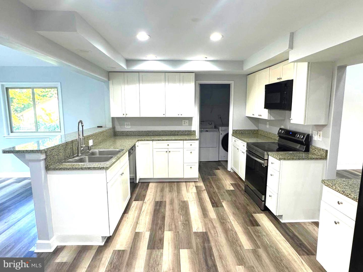 4435 FLINTSTONE RD, ALEXANDRIA, Virginia 22306, 4 Bedrooms Bedrooms, ,3 BathroomsBathrooms,Residential,For sale,4435 FLINTSTONE RD,VAFX2262432 MLS # VAFX2262432