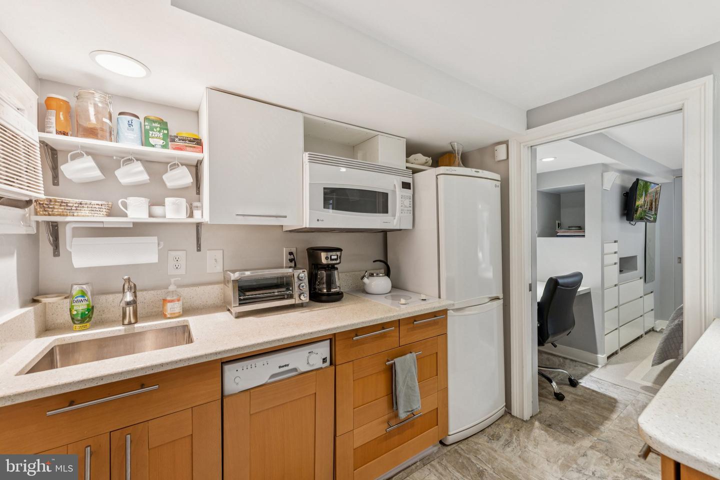3512 30TH ST NW, WASHINGTON, District Of Columbia 20008, 4 Bedrooms Bedrooms, ,3 BathroomsBathrooms,Residential,For sale,3512 30TH ST NW,DCDC2216128 MLS # DCDC2216128
