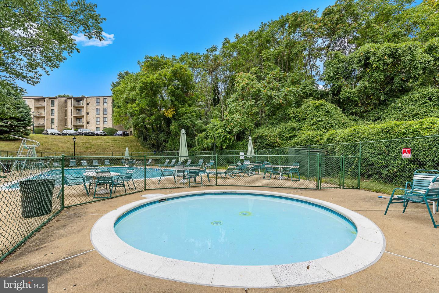 6151 EDSALL RD #I, ALEXANDRIA, Virginia 22304, 2 Bedrooms Bedrooms, ,2 BathroomsBathrooms,Residential,For sale,6151 EDSALL RD #I,VAAX2048800 MLS # VAAX2048800