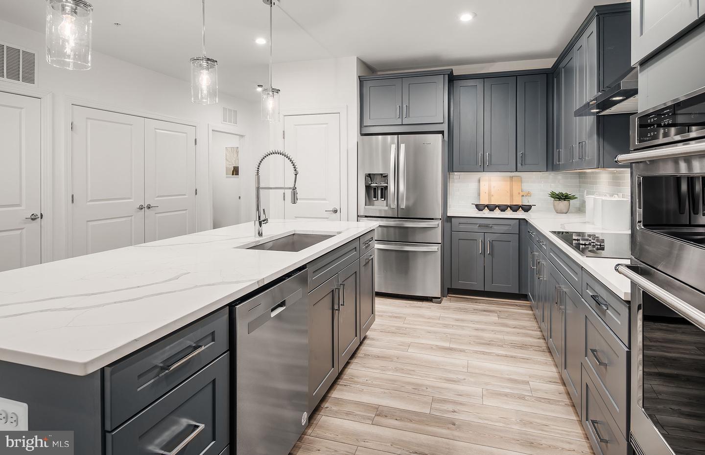 5840 MOONSTONE WAY #201, HAYMARKET, Virginia 20169, 2 Bedrooms Bedrooms, ,2 BathroomsBathrooms,Residential,For sale,5840 MOONSTONE WAY #201,VAPW2102124 MLS # VAPW2102124