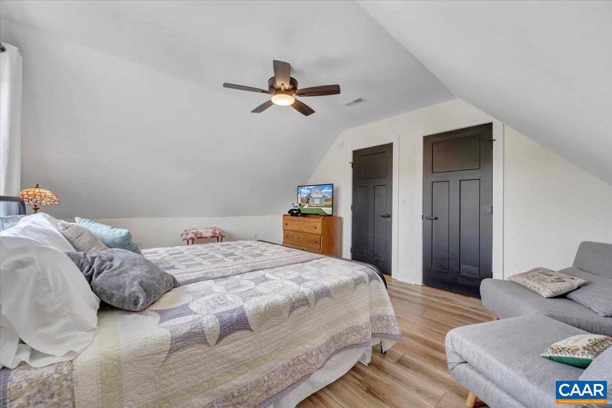 111 RETREAT LN, HUDDLESTON, Virginia 24104, 3 Bedrooms Bedrooms, ,2 BathroomsBathrooms,Residential,For sale,111 RETREAT LN,668071 MLS # 668071